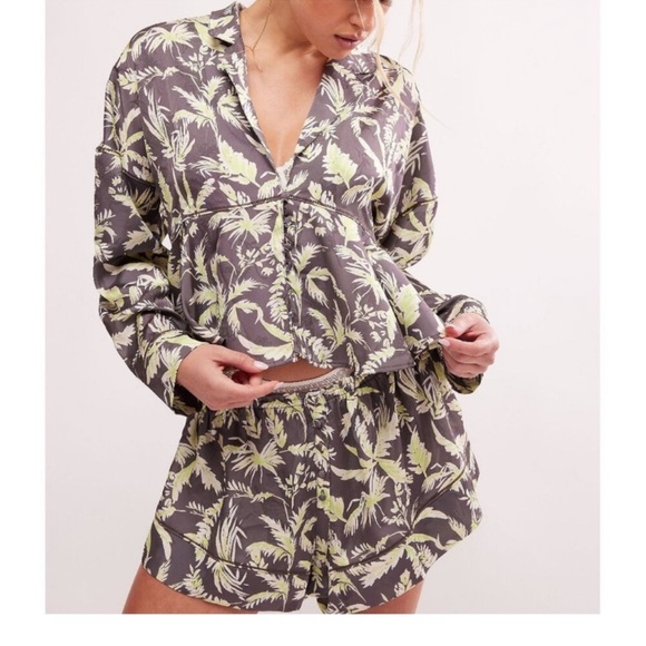 Free People Intimately Beauty Sleep PJ Set Dark Combo - Picture 2 of 5